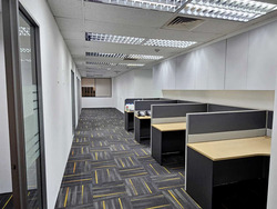 North Bridge Centre (D7), Office #478383221
